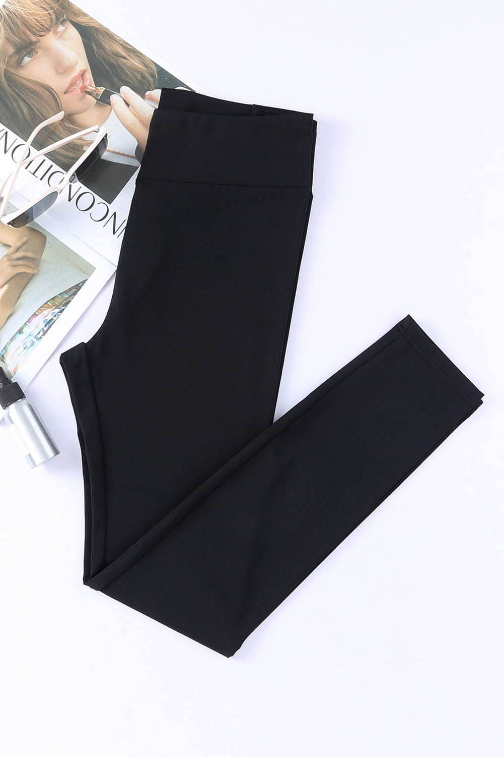 Flaunt your figure with our Black Criss Cross Tummy Control High Waist Leggings! Designed to give you a sleek and smooth silhouette, these leggings feature a high waist and criss cross detailing to enhance your curves and provide ultimate tummy control. Feel confident and comfortable all day long!