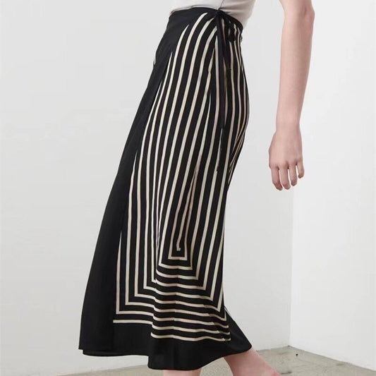 Woman's Black and White Geometric Pattern Silk Wrap Skirt