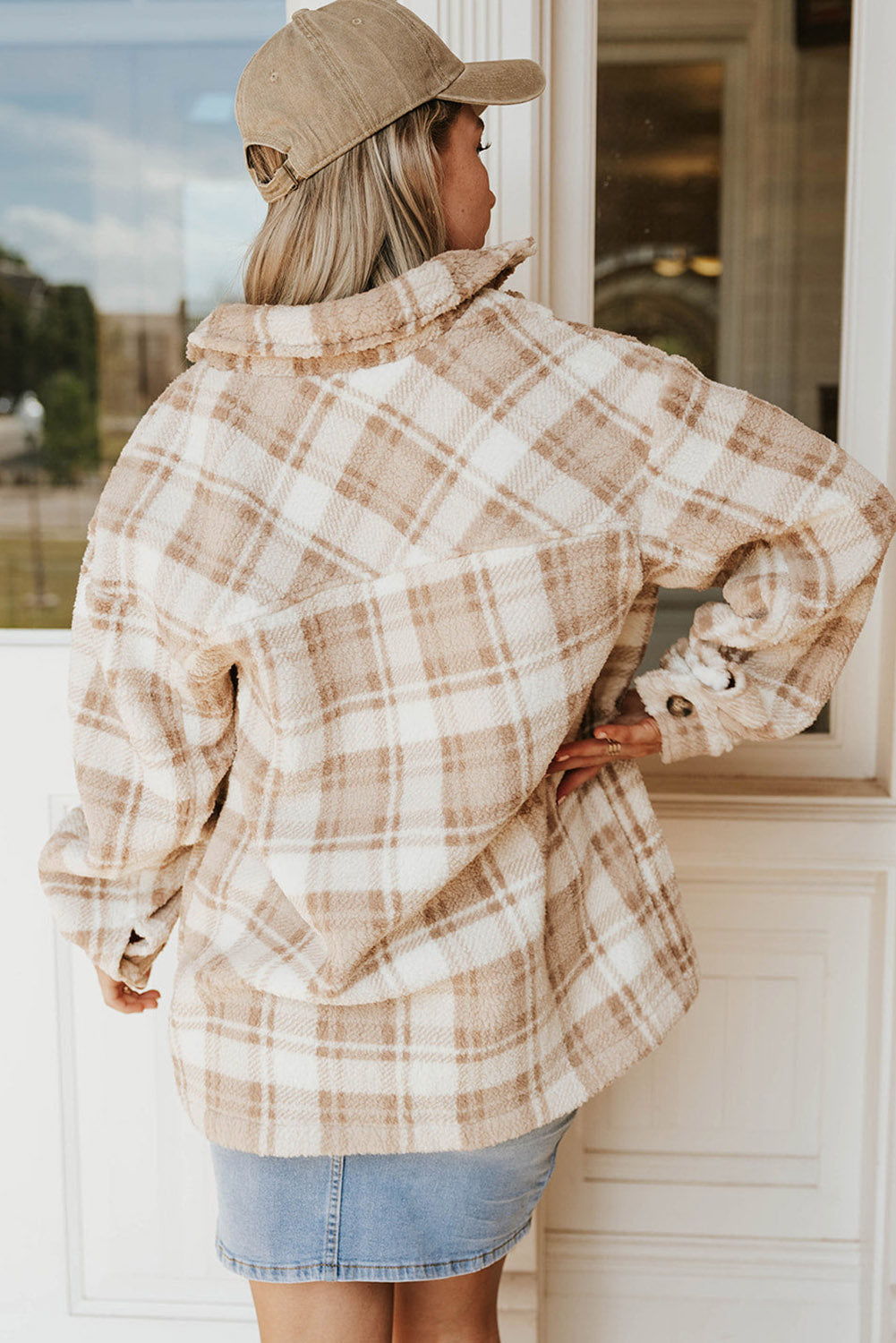 Stay warm and stylish with our Khaki Sherpa Plaid Button Pocketed Jacket. Made with soft sherpa, this jacket will keep you comfortable all day long. The spacious pockets allow for easy storage of essentials. Crafted with high-quality materials, you can count on this jacket to last. The classic plaid pattern and button front add a timeless touch to any outfit.