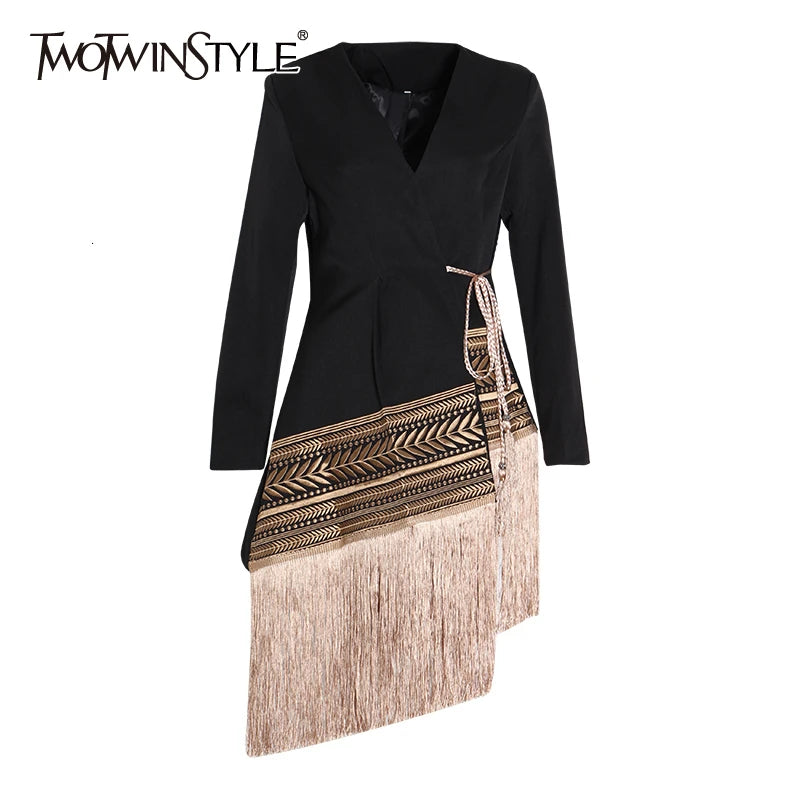 Unleash your inner fashionista with our Loose Fit V-Neck Coat Dress! This stylish piece features a flattering fit and trendy tassels, perfect for any occasion. The versatile belt allows you to cinch your waist for a feminine silhouette. Upgrade your wardrobe with this must-have dress now!