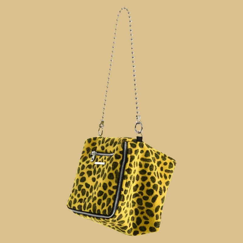 Fashionable Leopard Print Satchel