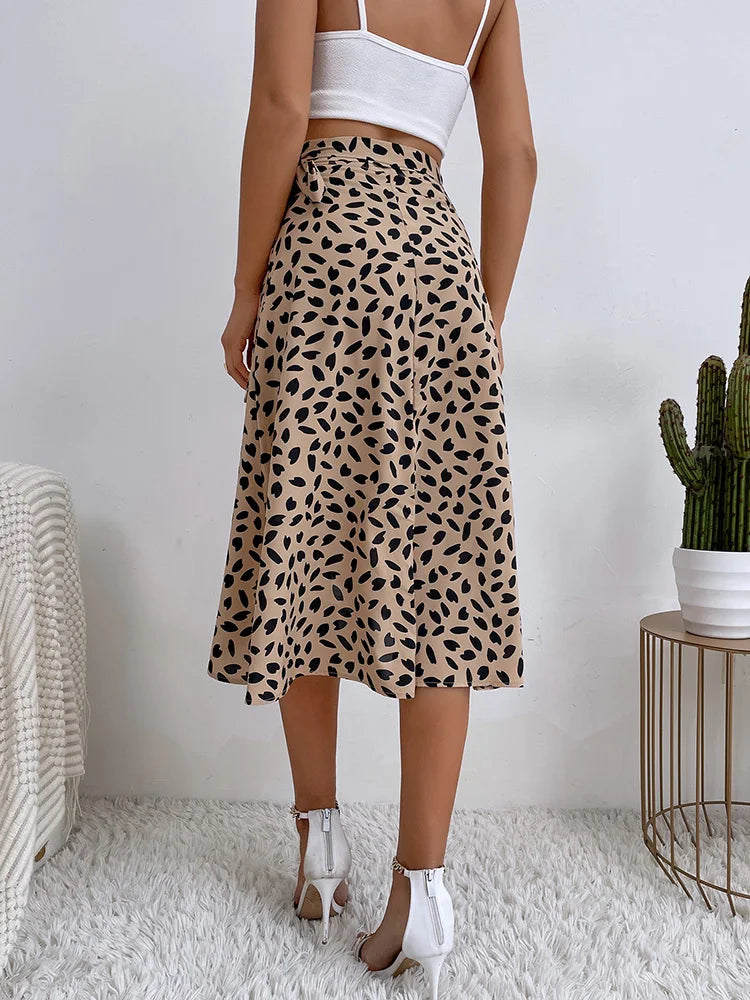 Elastic Waist A-Line Leopard Print Midi Skirt