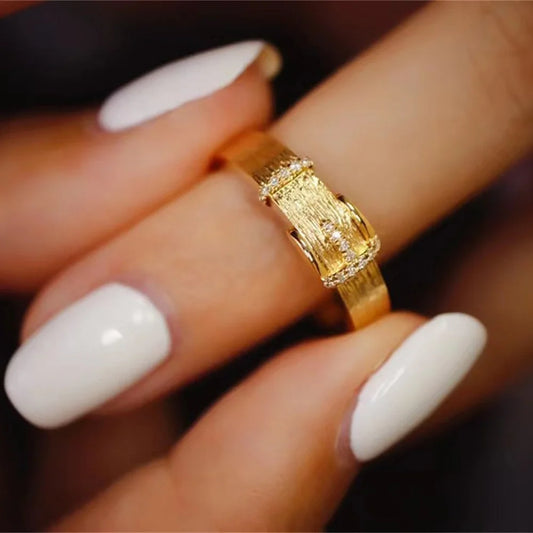 Experience luxury and elegance with our 18K solid gold ring. Made with high-quality materials, this ring exudes sophistication and class. Perfect for any occasion, this ring will add a touch of glamour to your outfit and make you stand out in the crowd. Elevate your style with the 18K Solid Gold Elegant Ring.